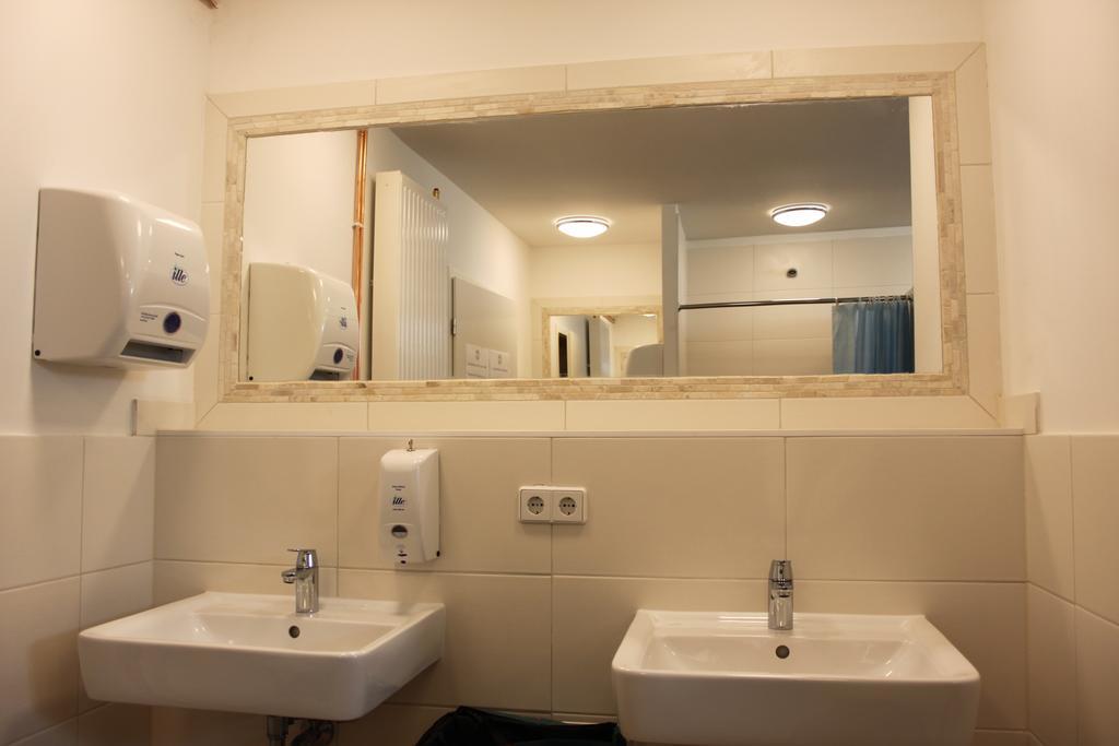 Qbe Hotel Heizhaus Berlin Ngoại thất bức ảnh